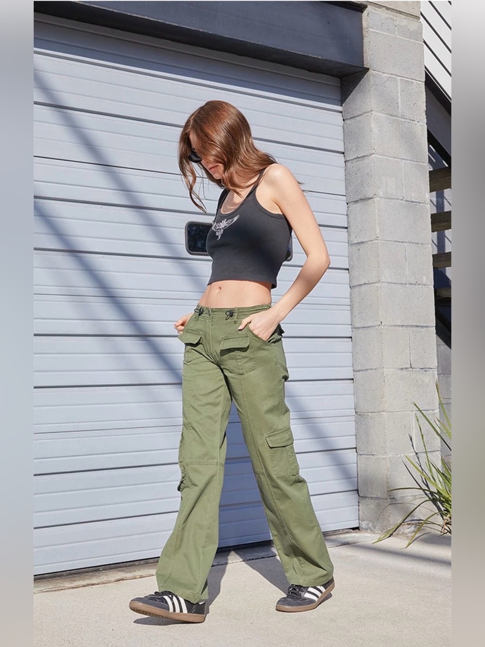 John Galt Kim Cargo Pants Green
Pockets OS One Size Bungee Military
Casual